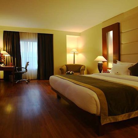 Continent Nakodar Hotel & Resorts Habitación foto