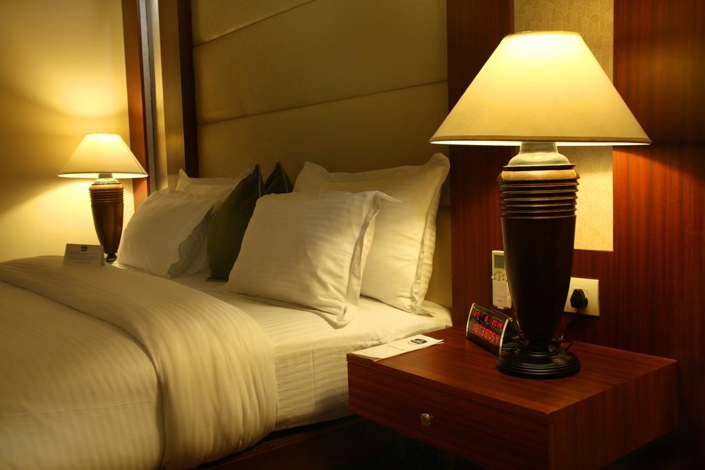 Continent Nakodar Hotel & Resorts Habitación foto